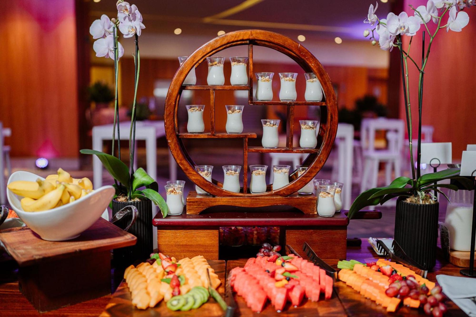 Jw Marriott Panama Hotel Exterior photo A dessert buffet