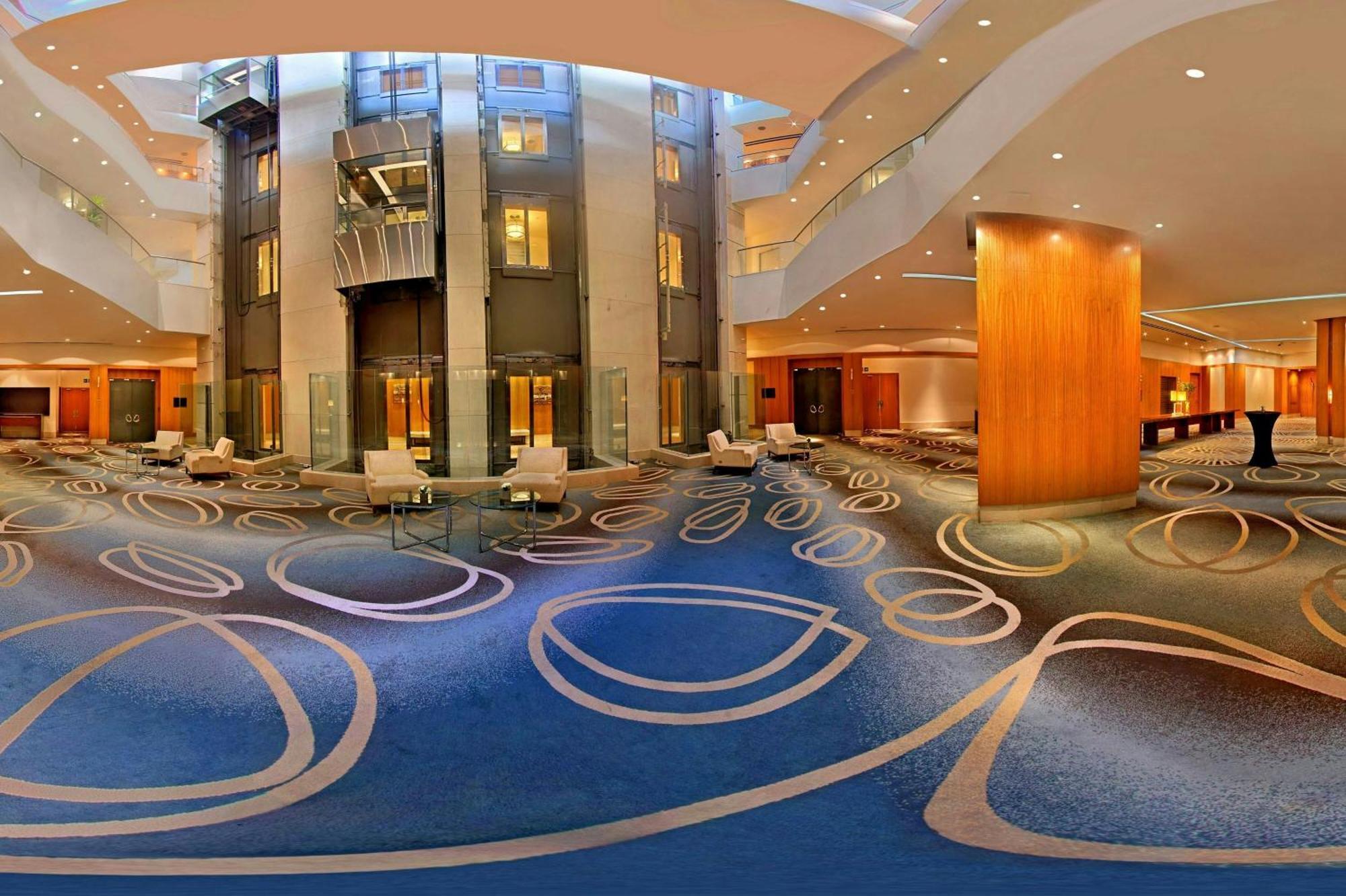 Jw Marriott Panama Hotel Exterior photo The lobby of the hotel