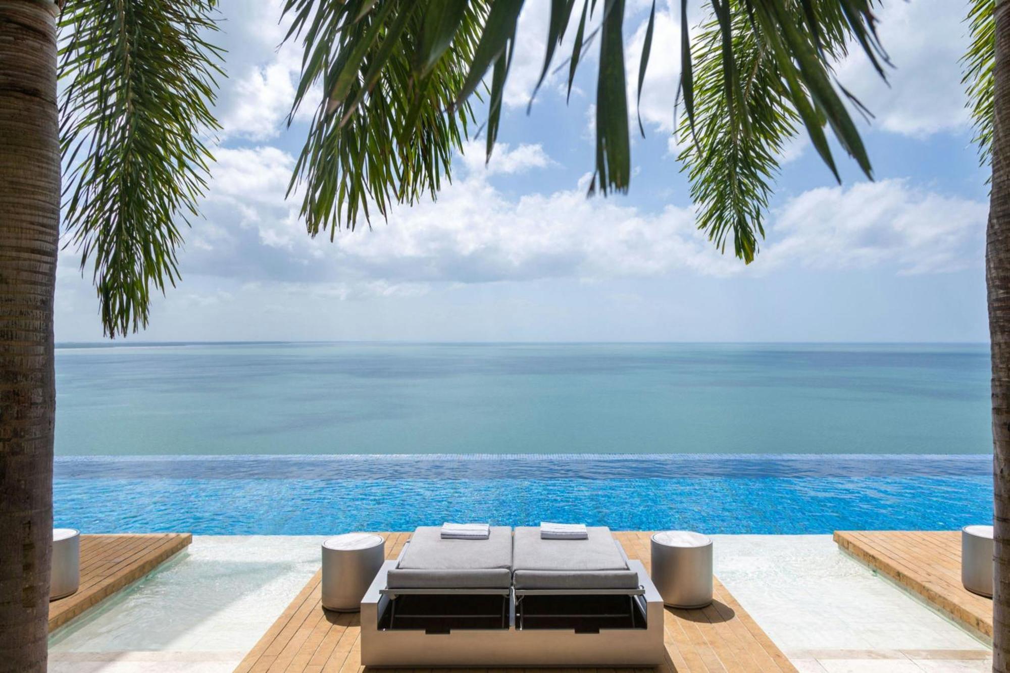 Jw Marriott Panama Hotel Exterior photo View from the pool